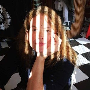 Meet your Posher, Anne-karine